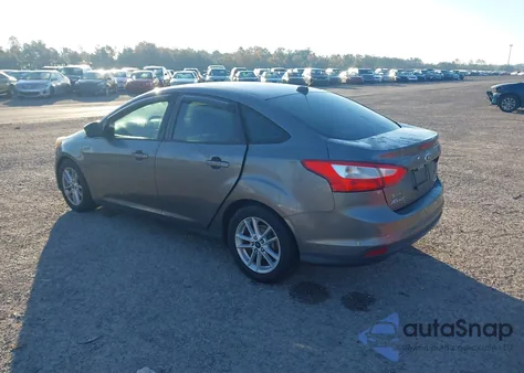2014 Ford Focus Se from USA, damaged, VIN 1FADP3F22EL447903